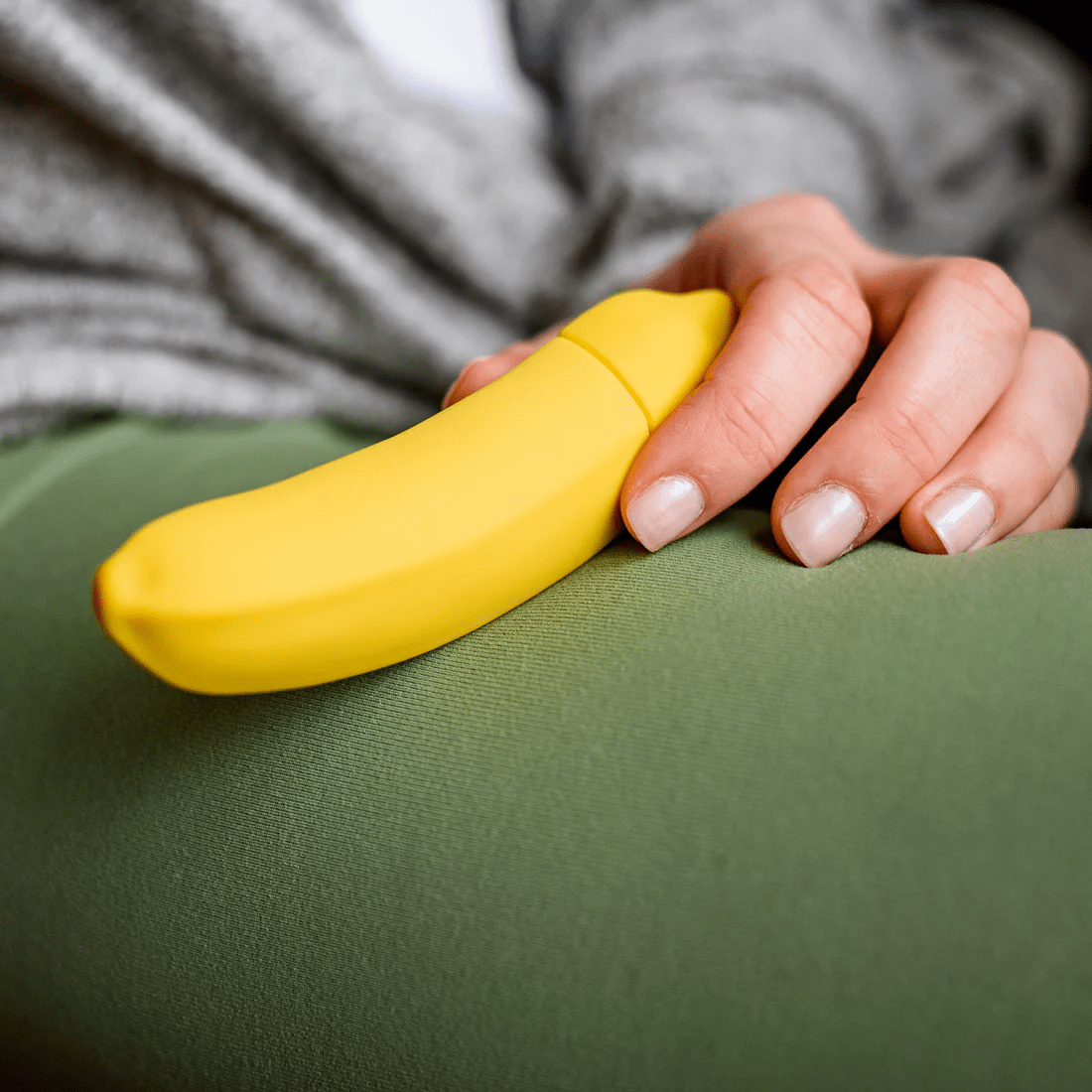 Banana Emojibator Vibrator