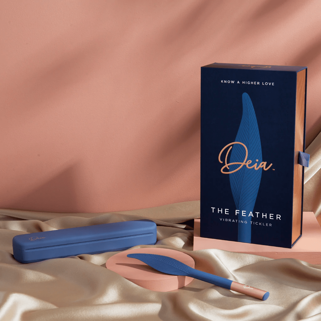 Deia The Feather - Vibrating Tickler