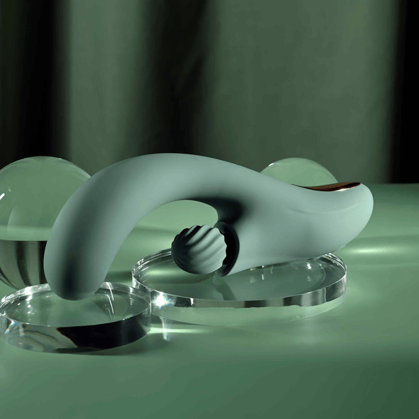 Evolved Spiral Charm Dual Vibrator