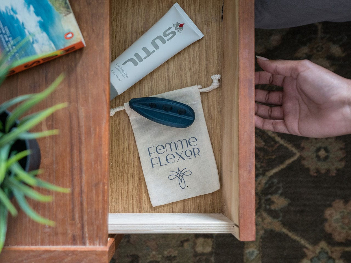 Femme Flexor Kegel Exercise Tool - Bare