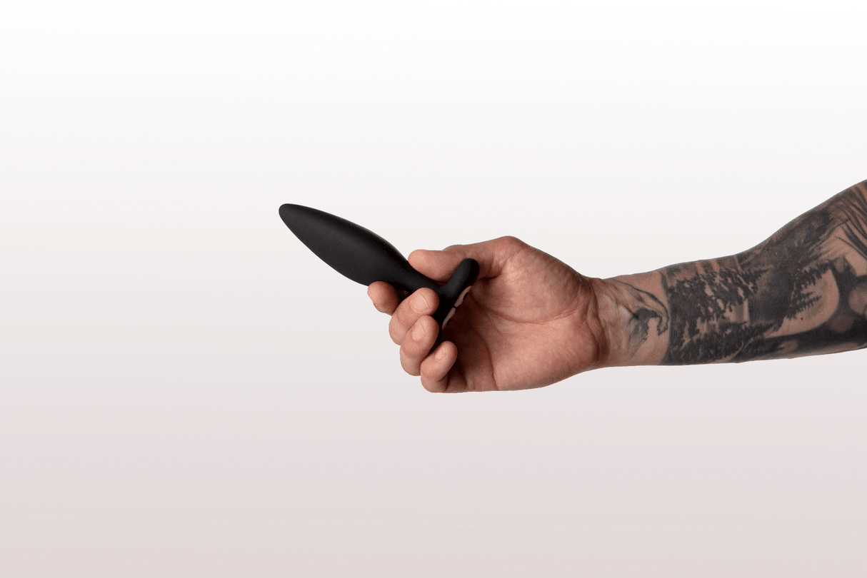 Je Joue Egon Vibrating Butt Plug Black