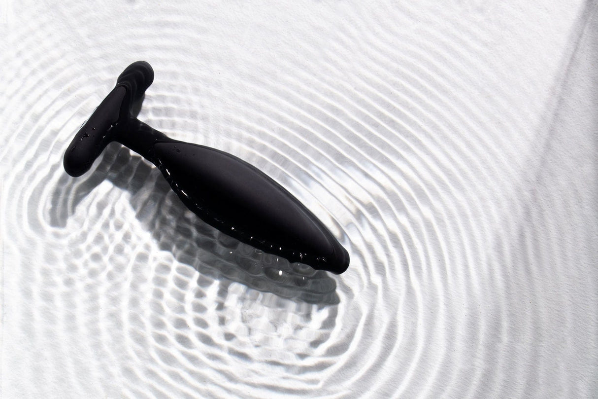 Je Joue Egon Vibrating Butt Plug Black