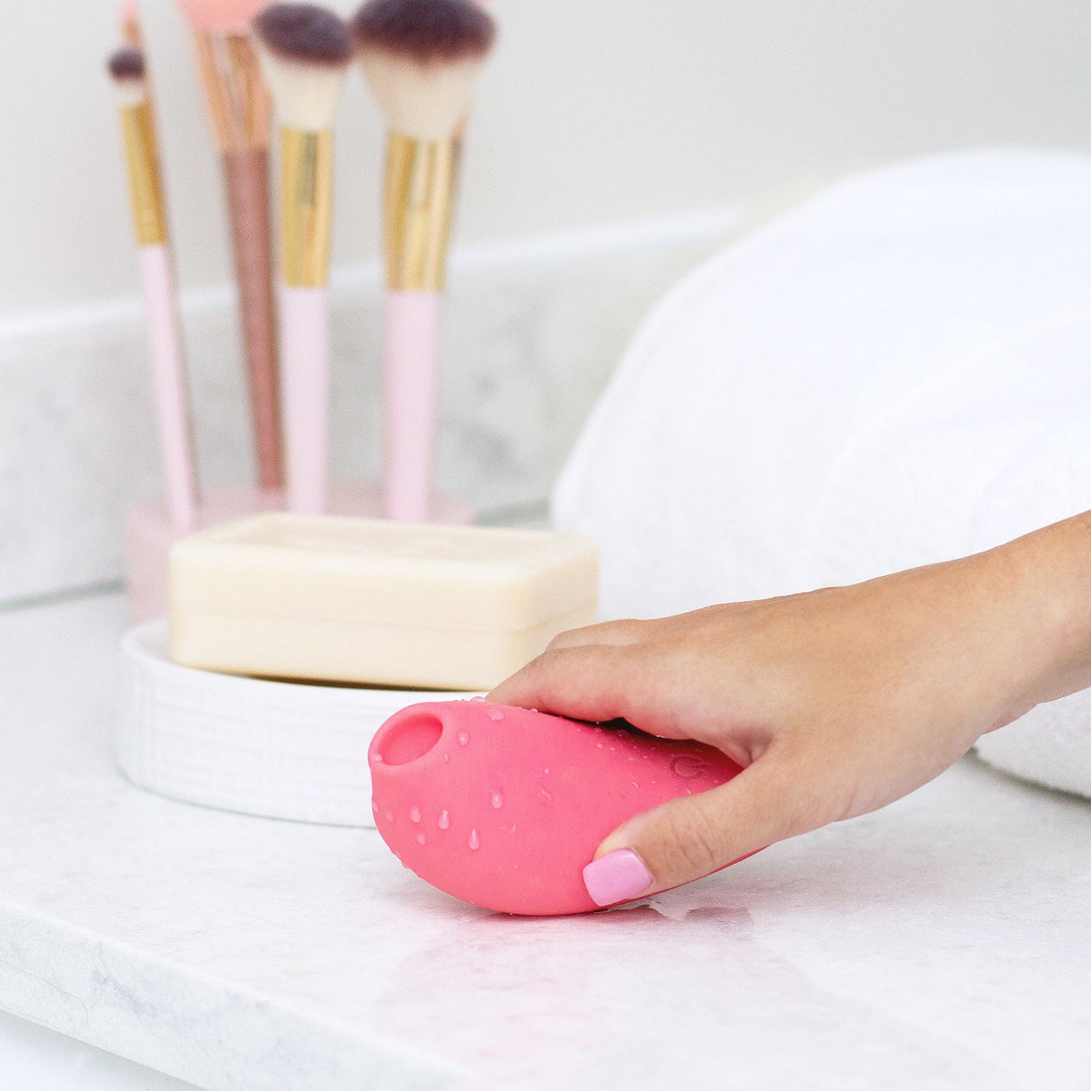 PlusOne Air Pulsing Arouser - Clitoral Stimulation