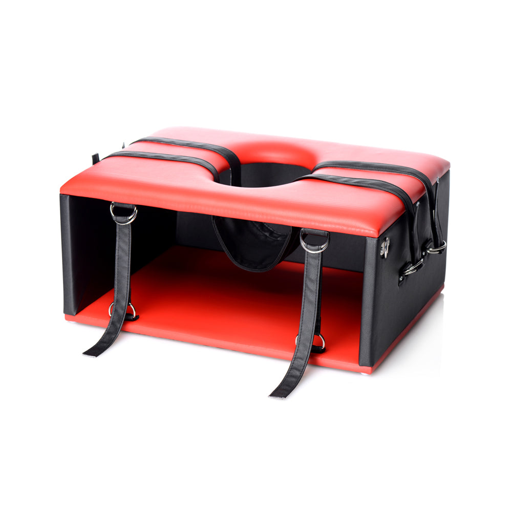 Queening Chair - Oral Play