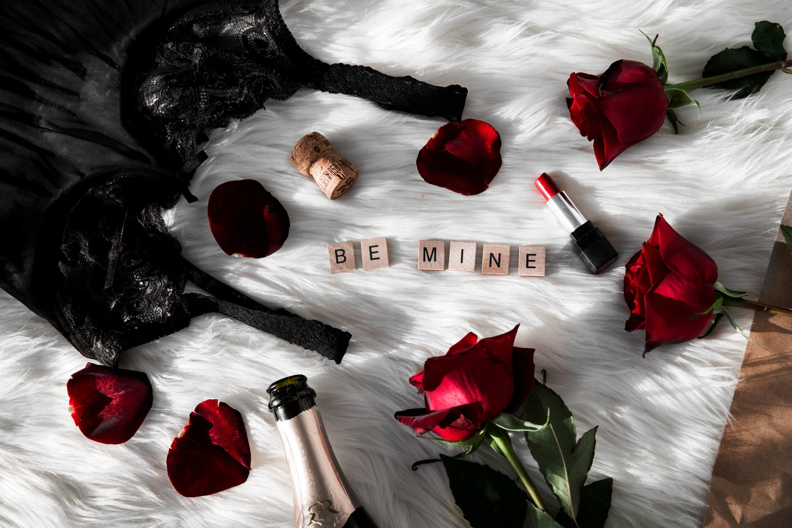 How to Know if a Sex Toy Is High-Quality and Safe: A Buyer’s Guide