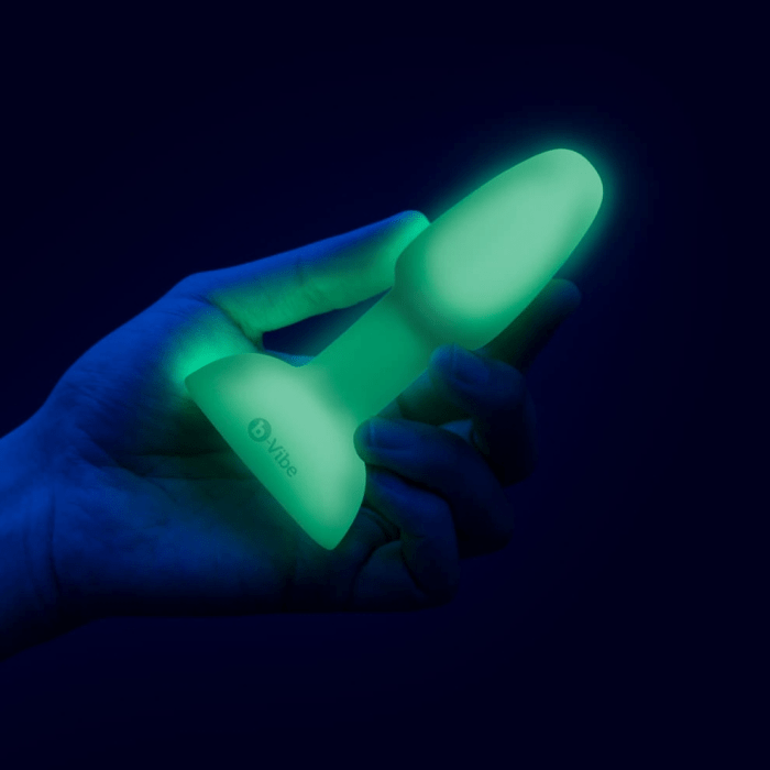 B-Vibe ASStronaut Glow-in-Dark Butt Play Set - Anal Plug Set