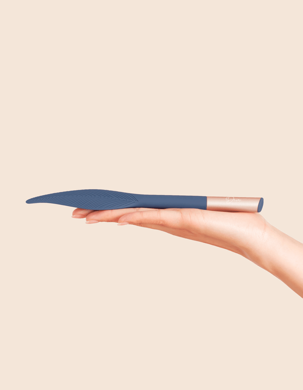 Deia The Feather - Vibrating Tickler