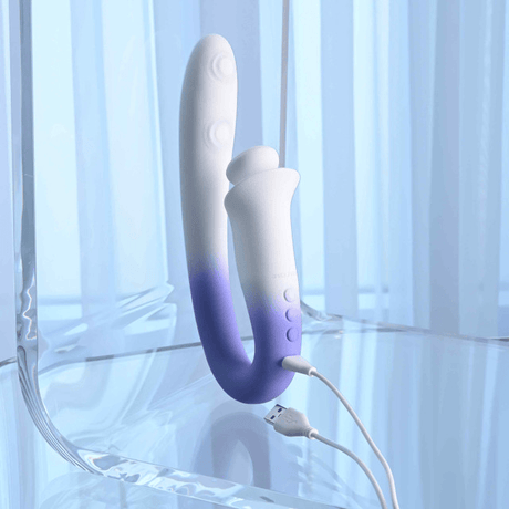 Evolved Spring Loaded Curved Vibrator with Spring-Loaded Stimulator
