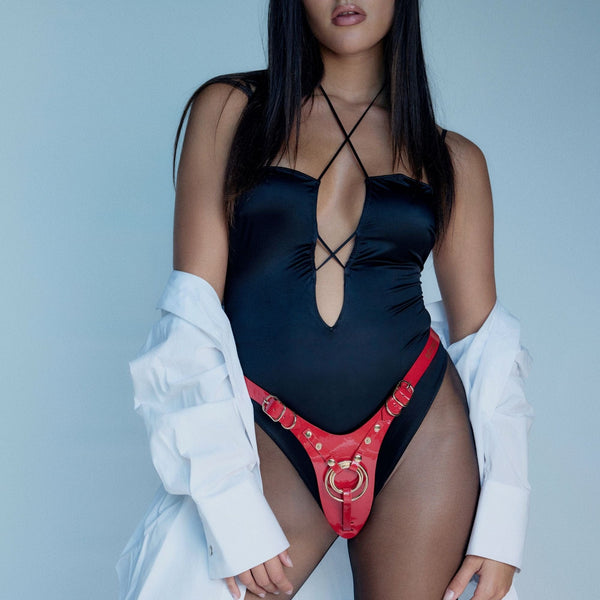 LEATHERETTE HARNESS FABULOUS - ONE SIZE - RED GLOSSY