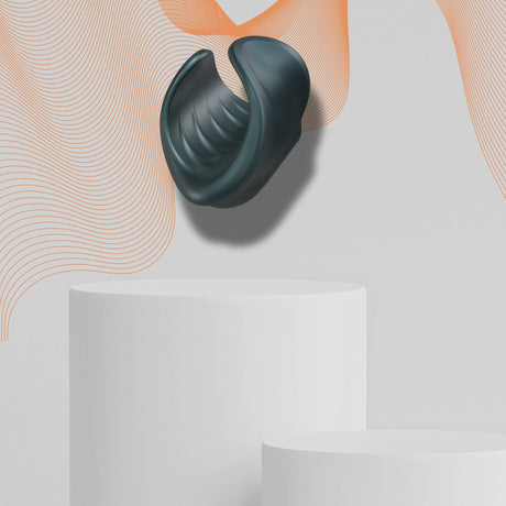 ManWan Starter Vibrating Masturbator – Compact Travel Stroker