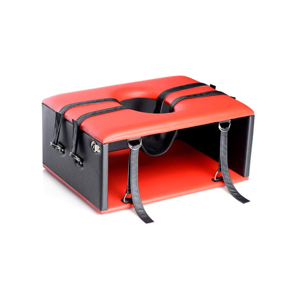 Queening Chair - Oral Play