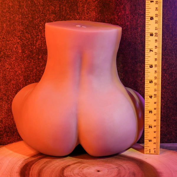 Rear Beauty Ass & Pussy Vibrating Stroker