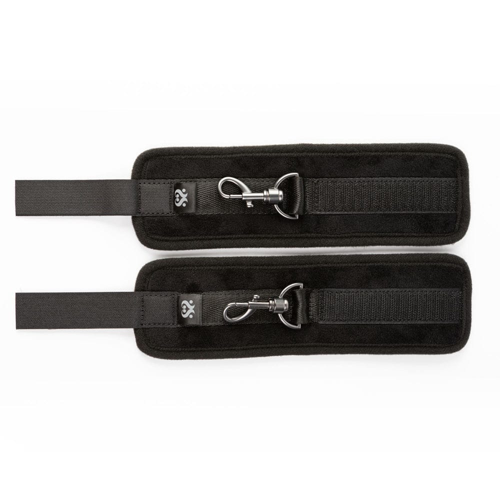 SEI MIO Sensually Secure Padded Restrain