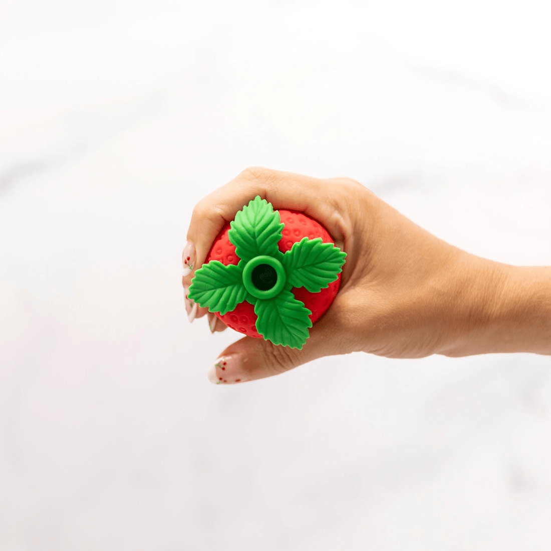 Strawberry Emojibator - Vibrator & Suction